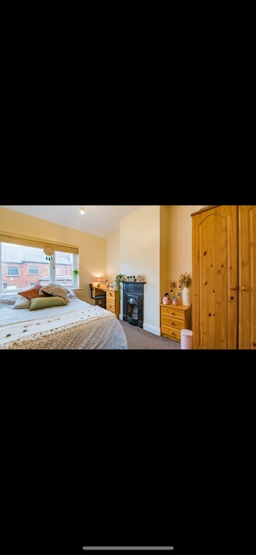 Room Back Mayville Avenue in Leeds