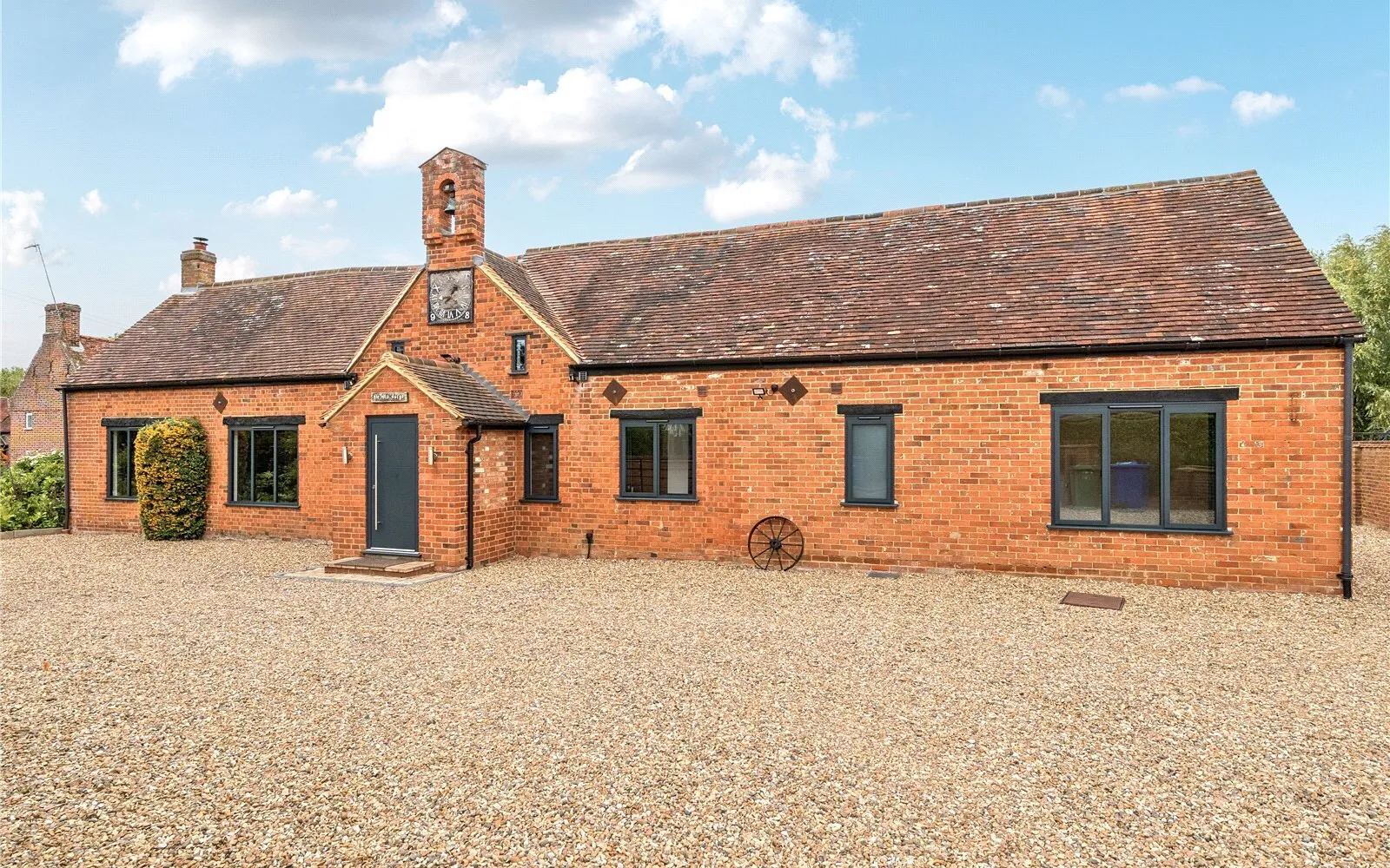House Winkfield Lane in Winkfield