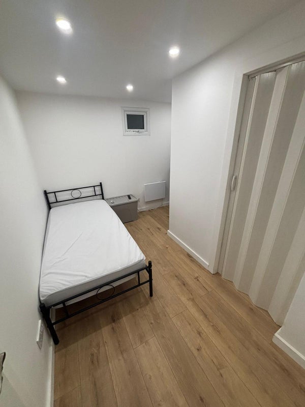 Room King's Cross Bridge in Greater London