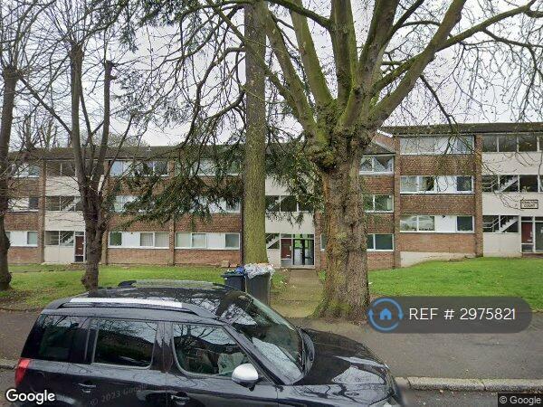 Flat Auckland Road in Greater London