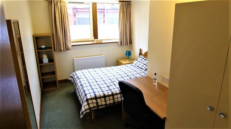 Flat Adelphi Street in Preston