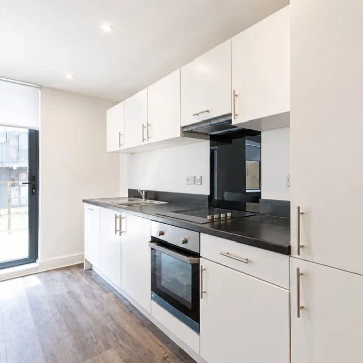 Flat Leigh Street in High Wycombe