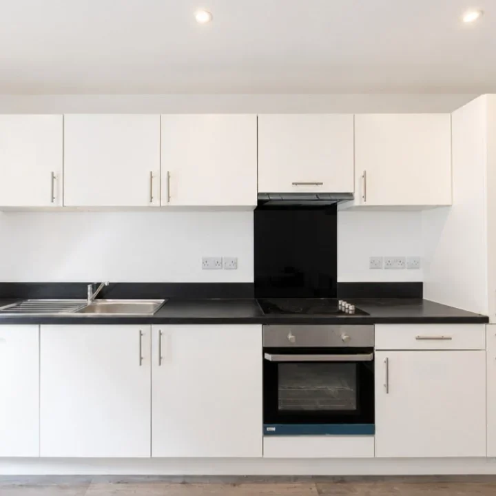 Flat Leigh Street in High Wycombe