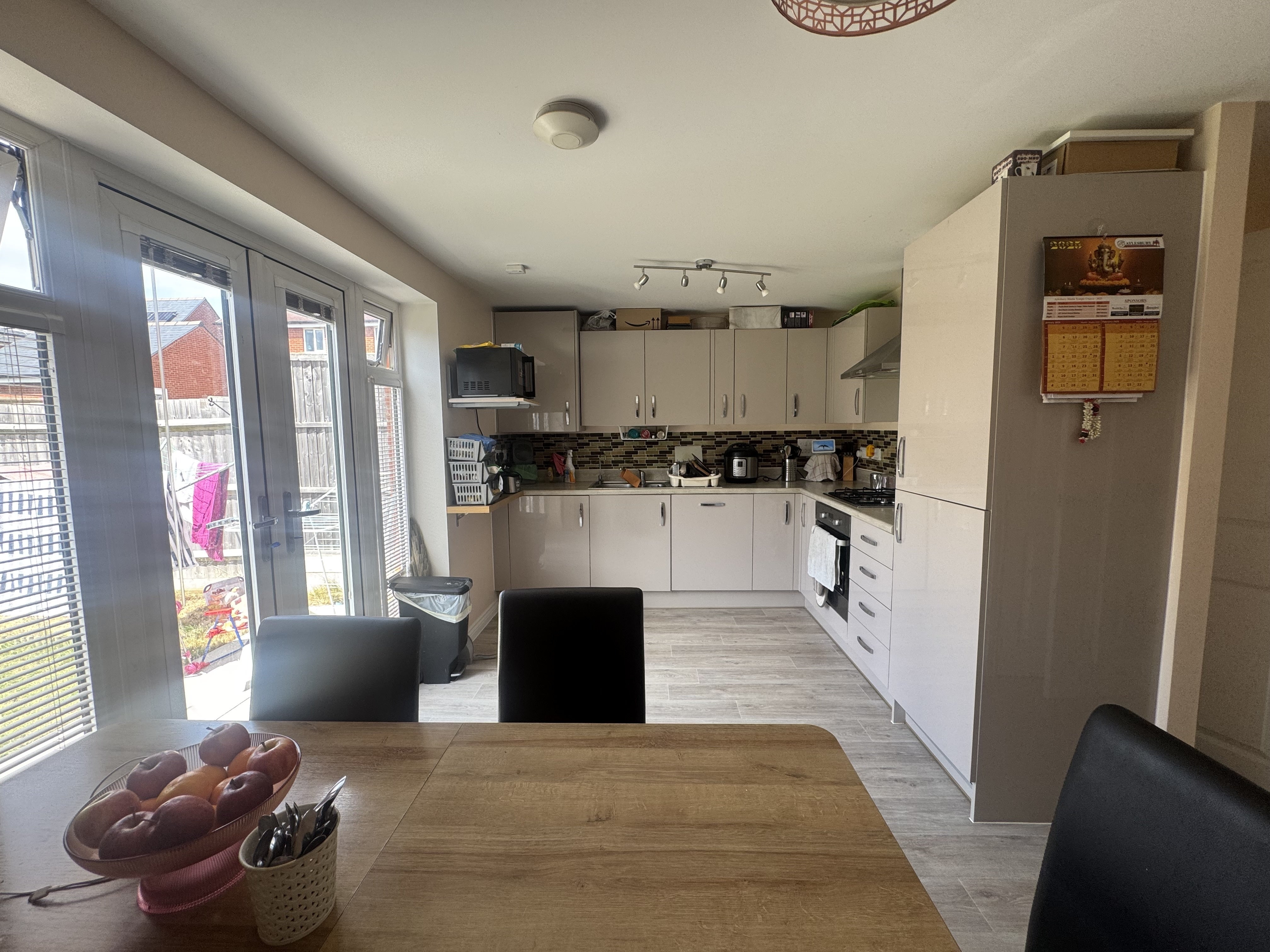 House Laxton Close in Luton