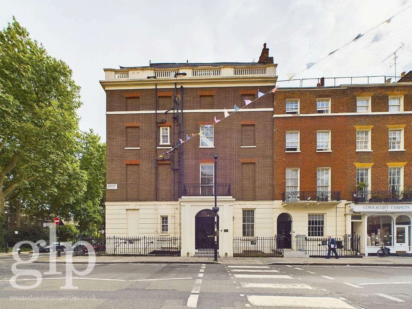 Flat Connaught Square in City of Westminster