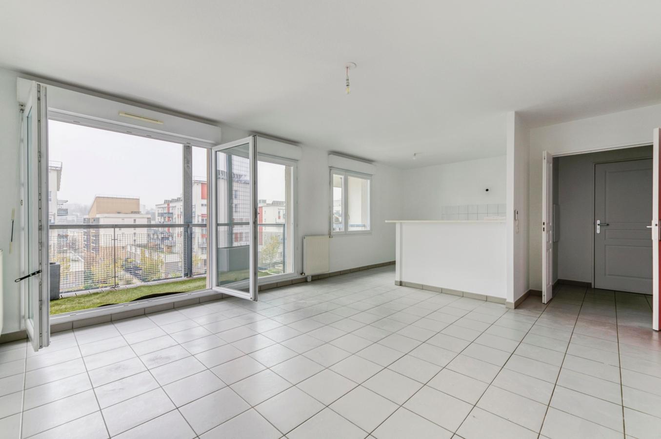 Flat Place Louise de Vilmorin in Limeil-Brévannes