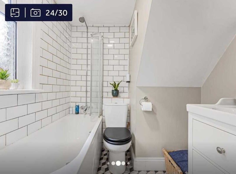 Room Newport Road in Greater London