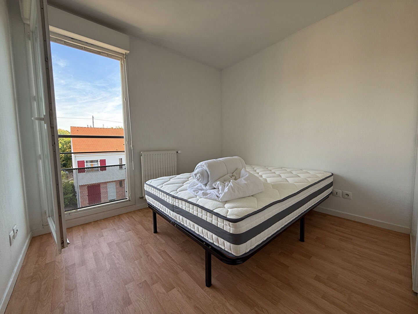 Flat Rue Debertrand in Dourdan