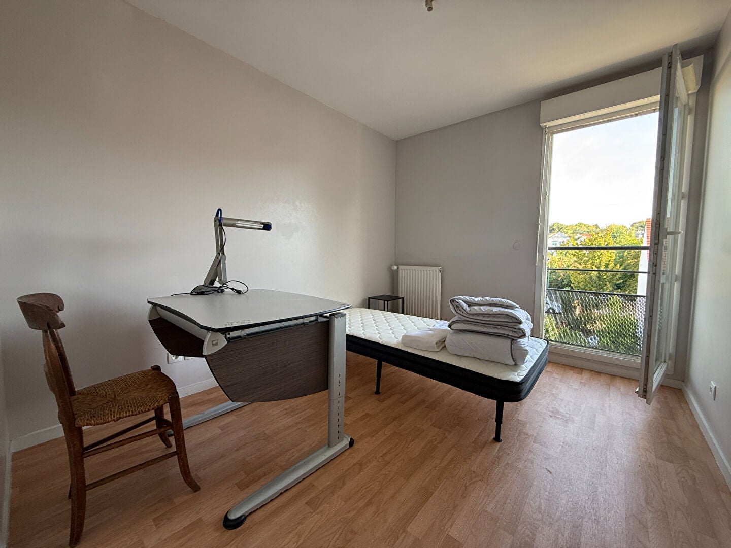 Flat Rue Debertrand in Dourdan