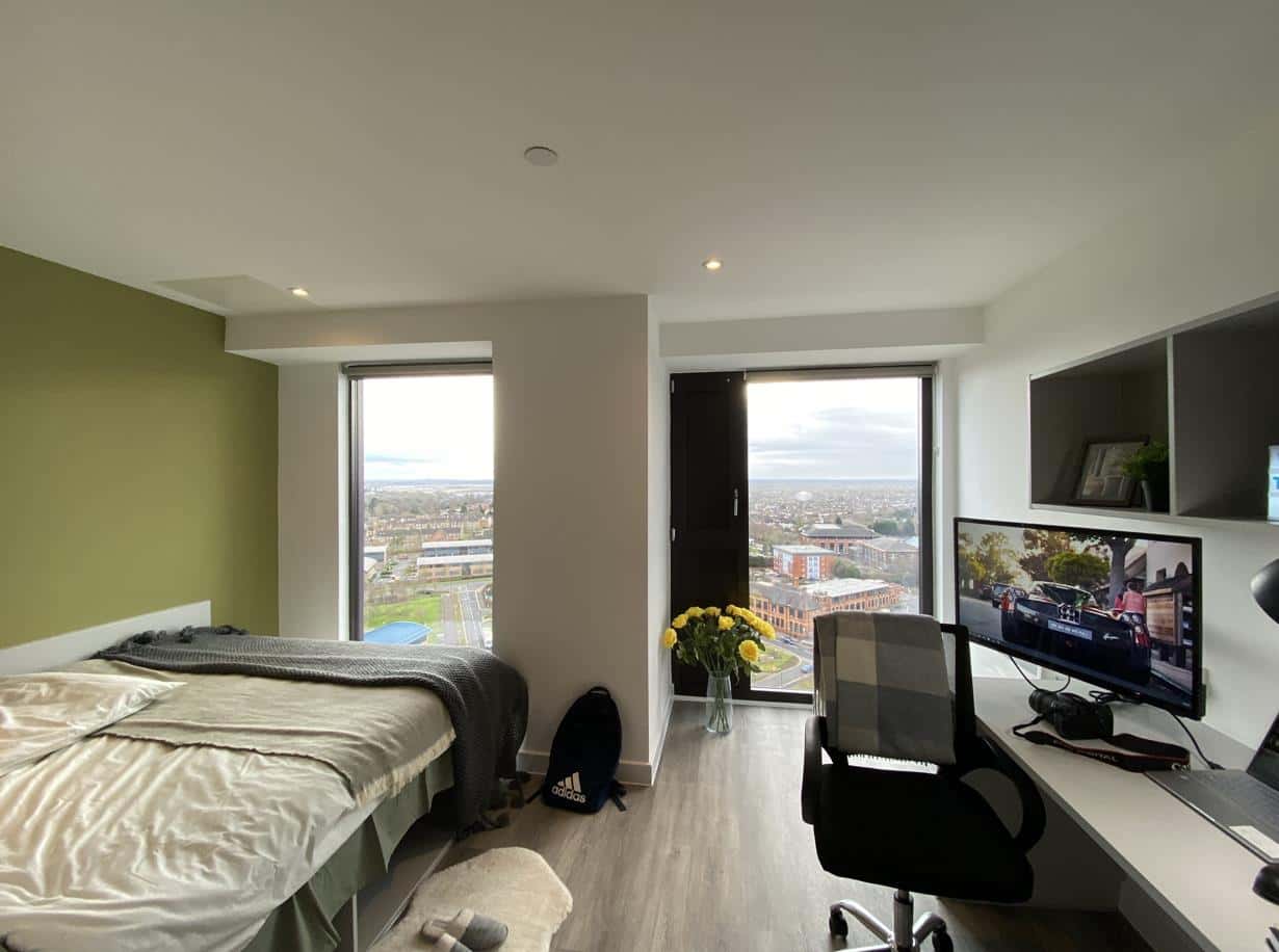 Flat Parkside in Coventry