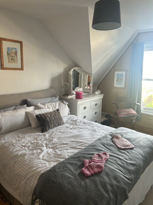Room Bath Road in East Suffolk