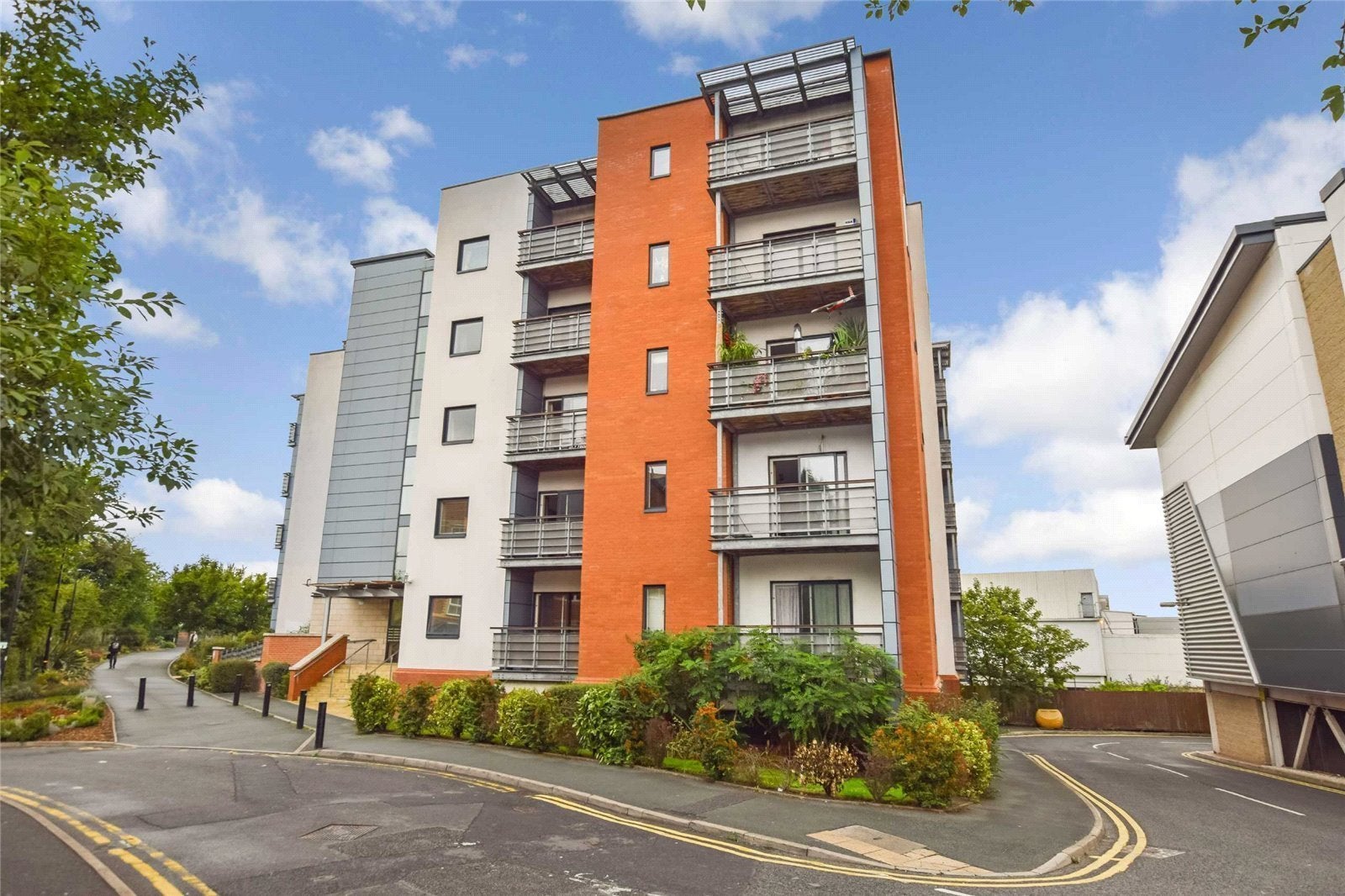Flat Denmark Street in Trafford
