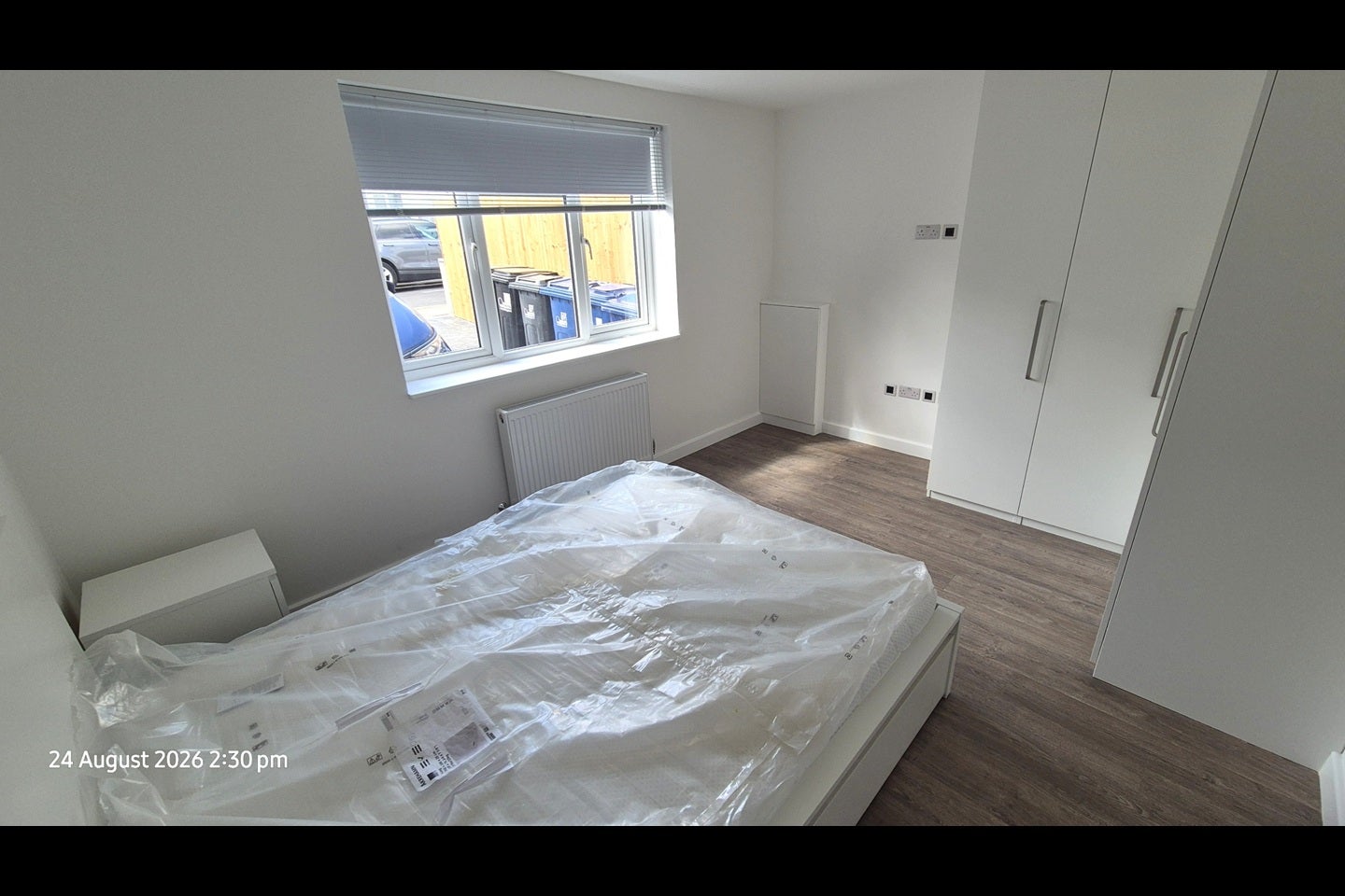 Flat The Bye in Greater London