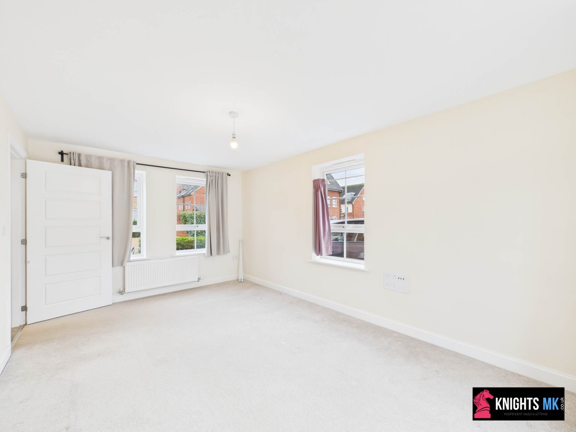 House Martina Close in Milton Keynes