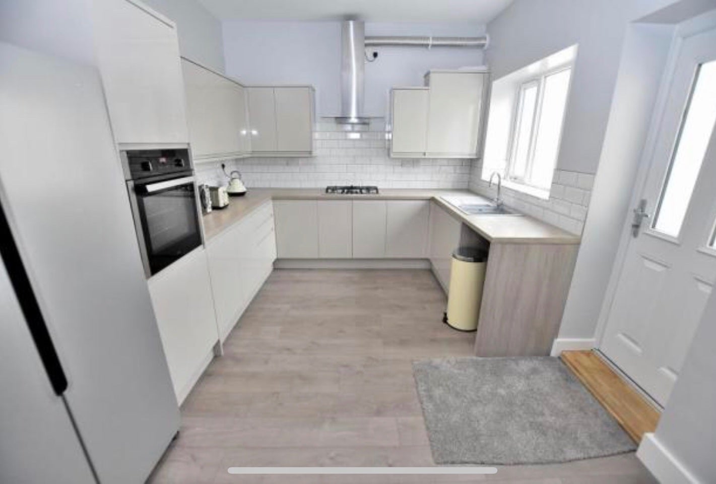 Room Woden Road in Wolverhampton