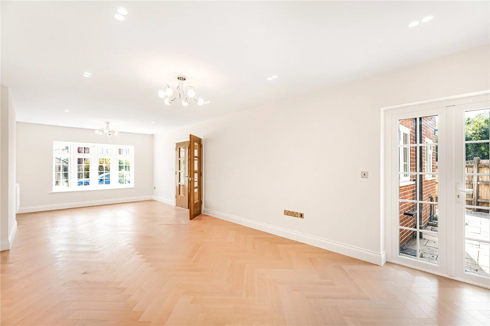 House The Paddocks in Greater London