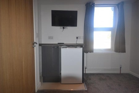 Flat Prince of Wales Avenue in Reading