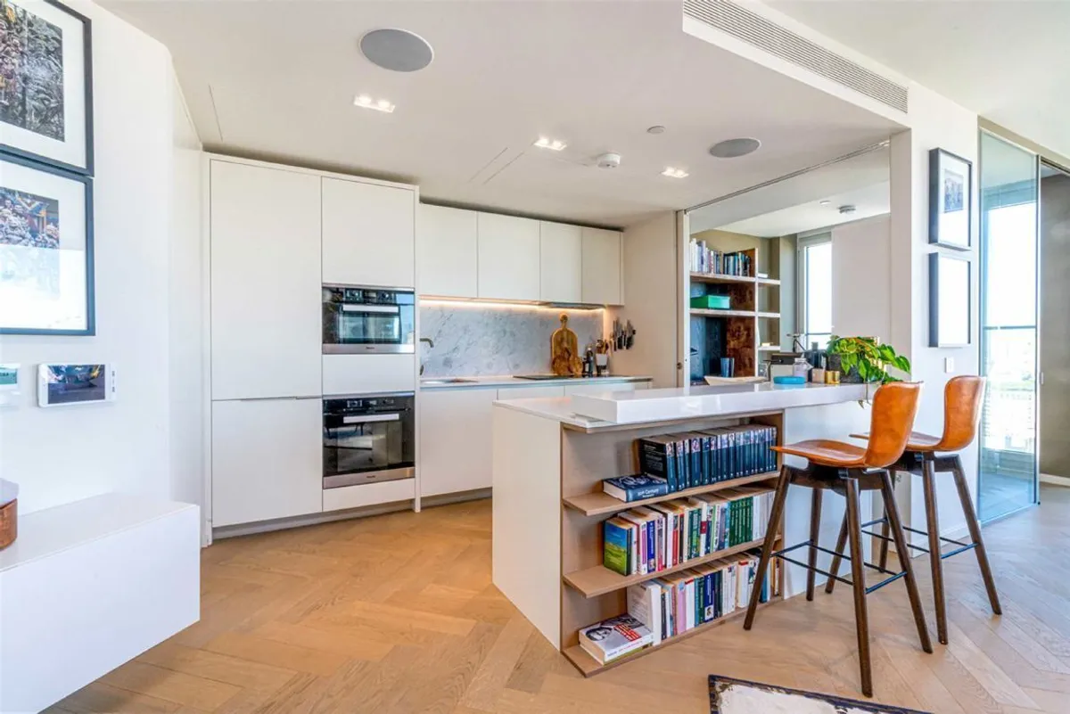 Flat Stamford Street in Greater London