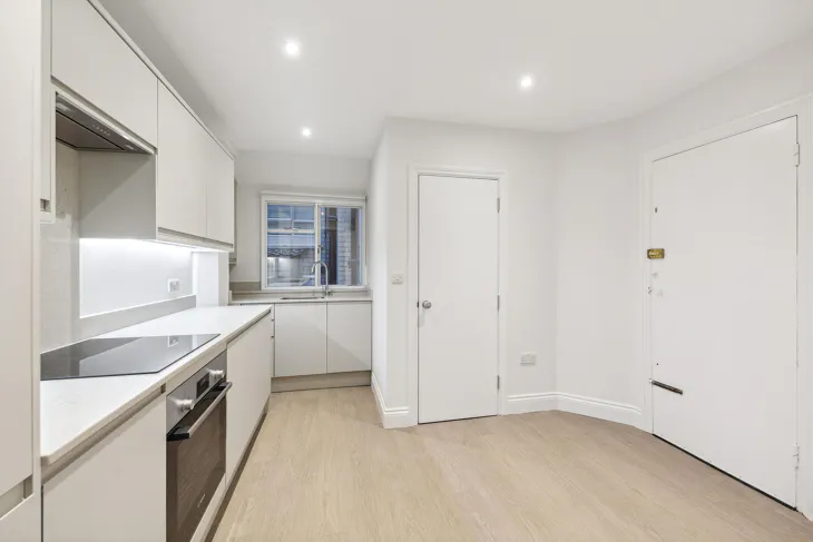 Flat Hans Road in Greater London