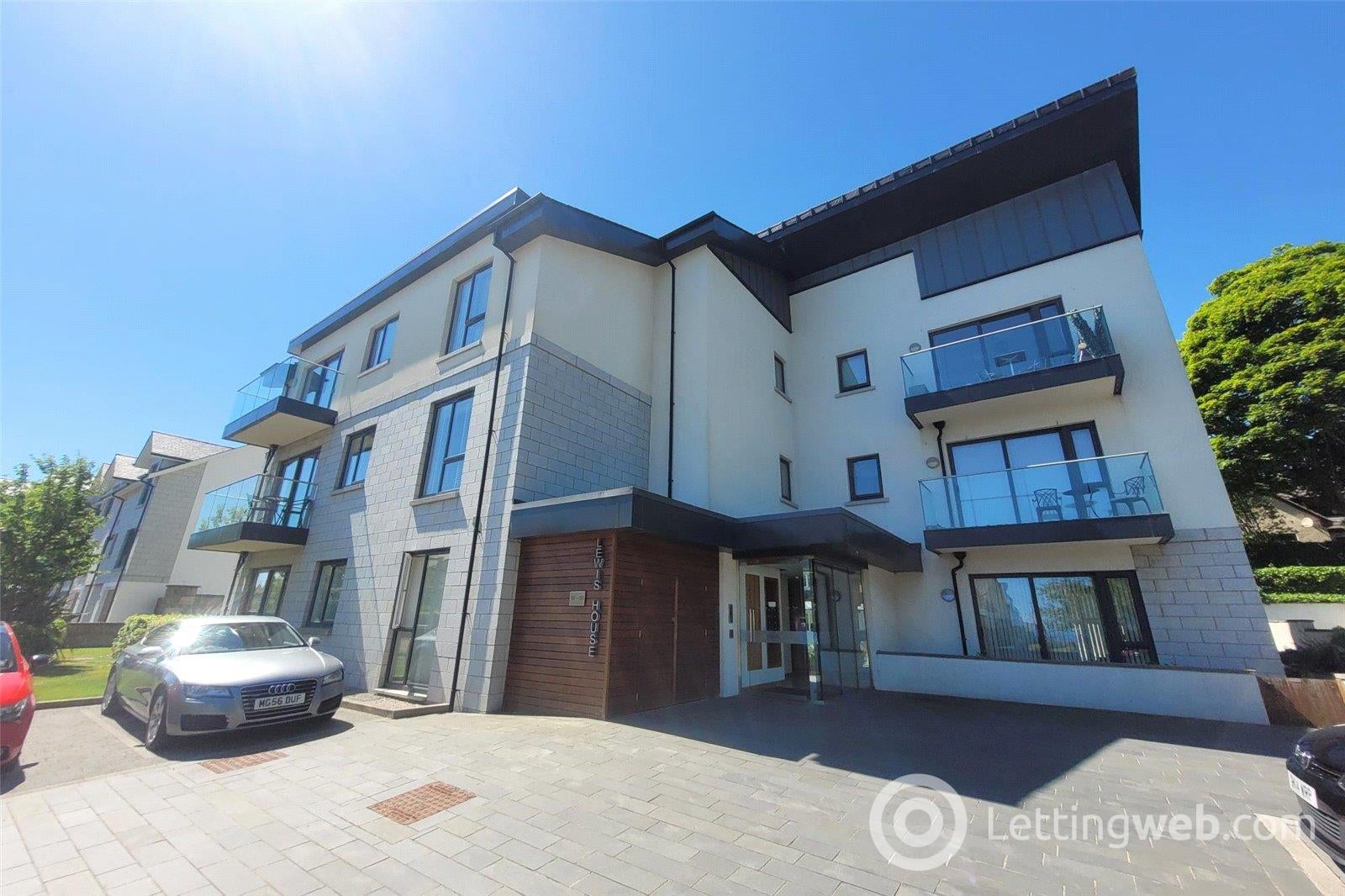 Flat Oakhill Grange in Aberdeen City