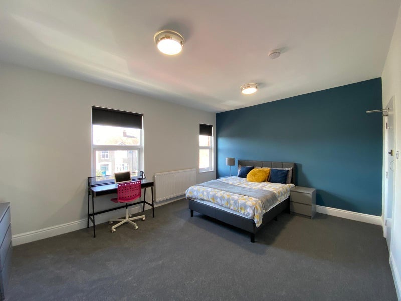 Room Sandon Road in Stafford