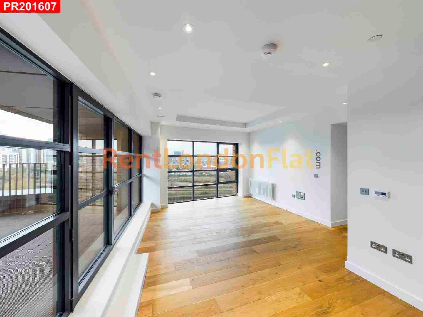 House Lyell Street in Greater London