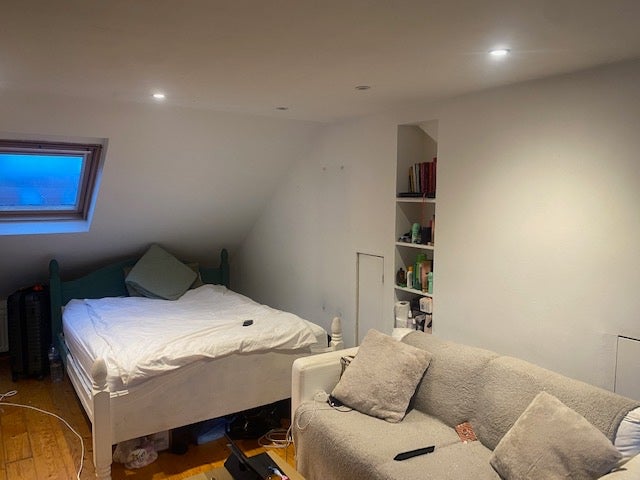 Room Merton Hall Gardens in Greater London