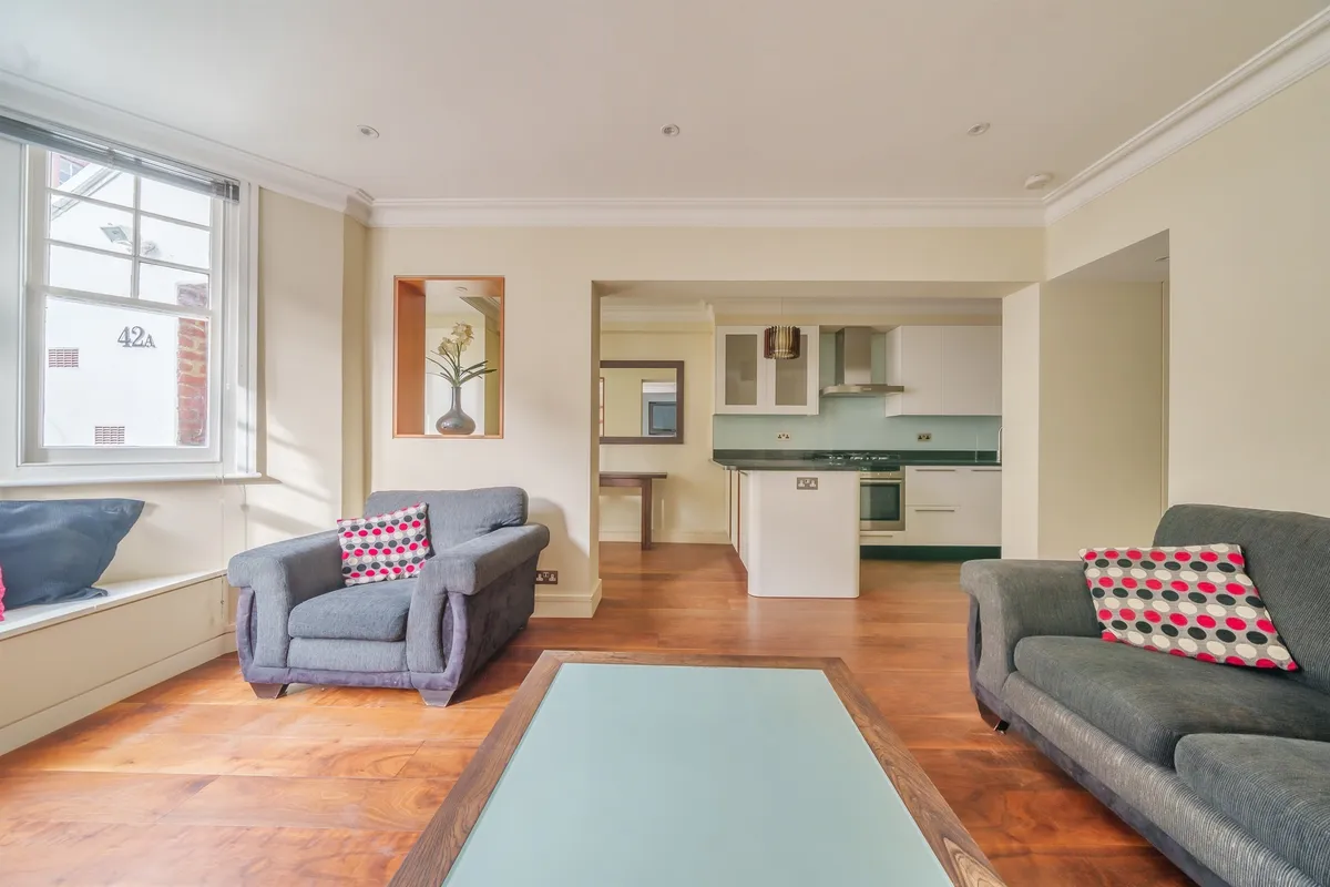 Flat Avonmore Road in Greater London