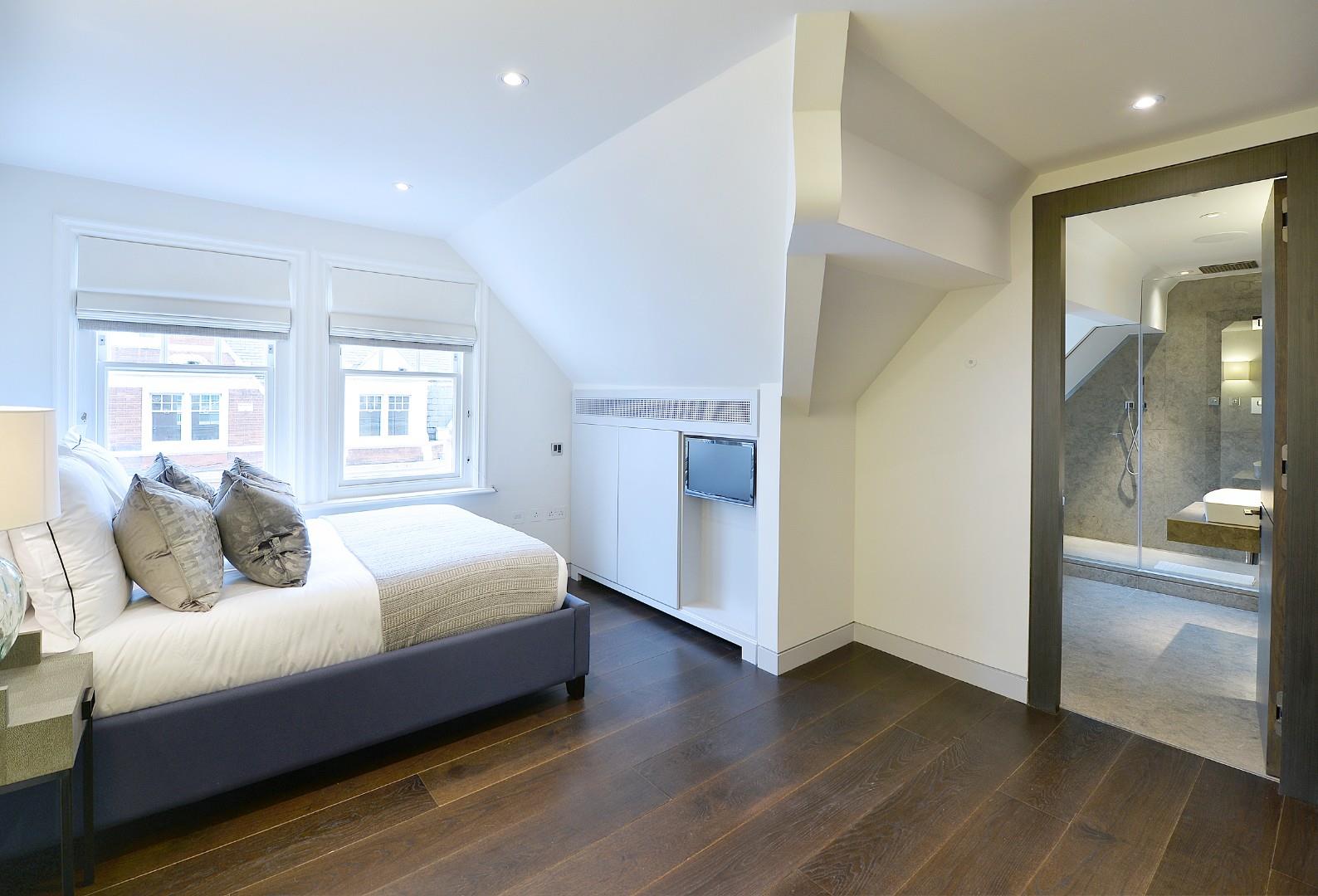 Flat Duke Street in City of Westminster