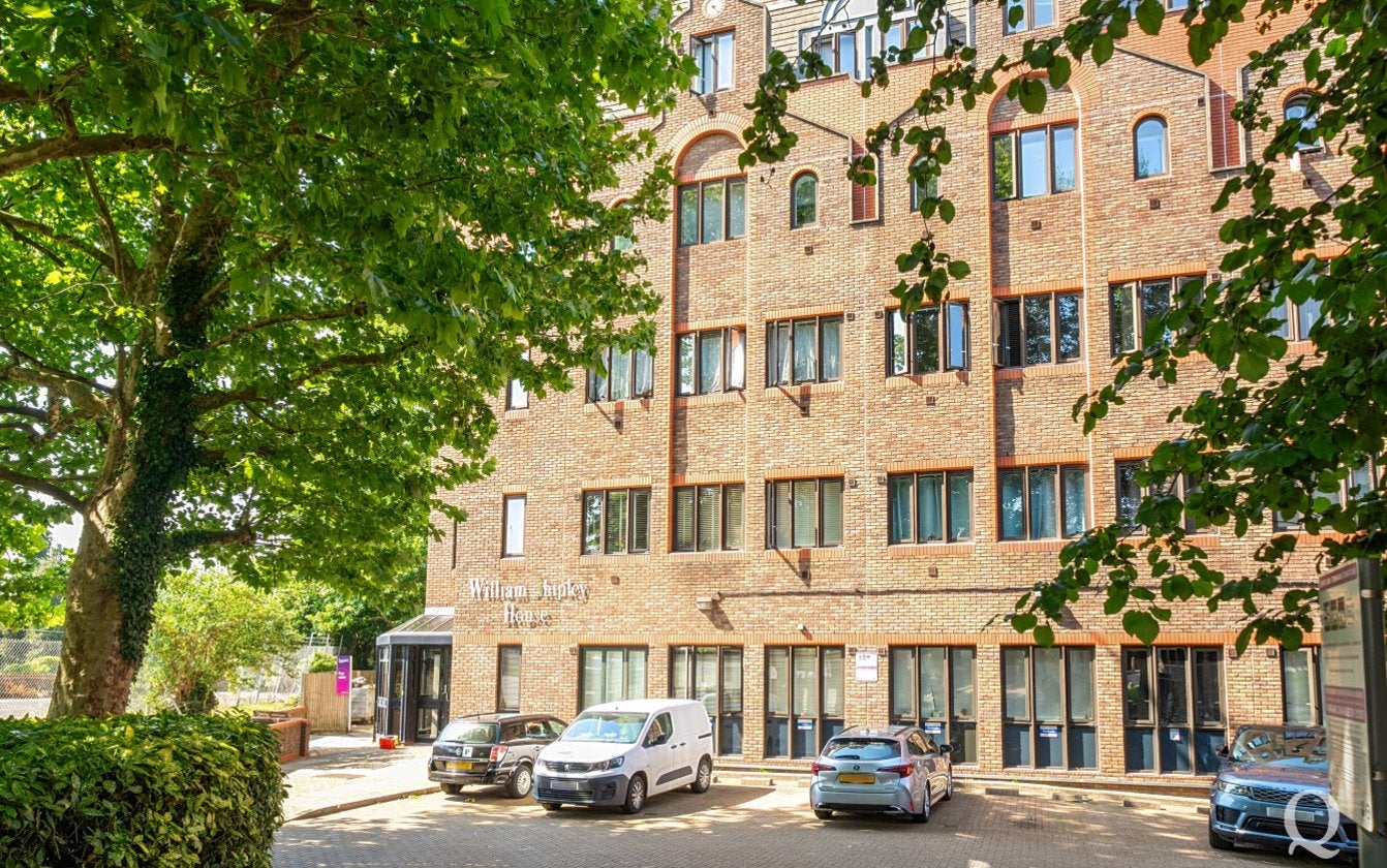 Flat Knightrider Street in Maidstone