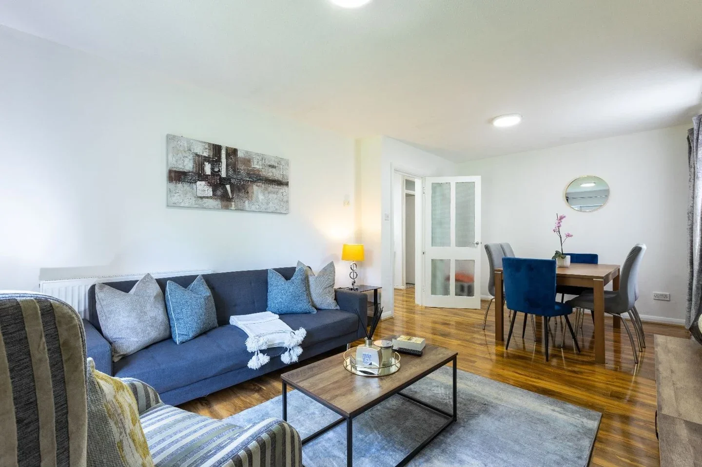 Flat Elliott Close in Greater London