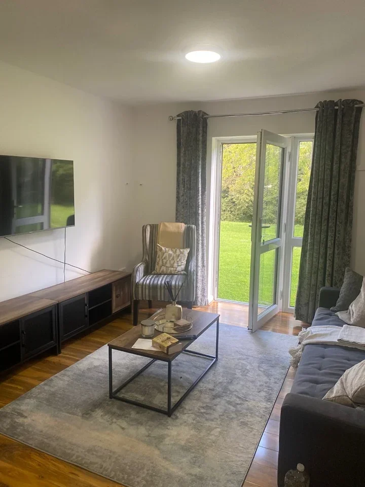 Flat Elliott Close in Greater London