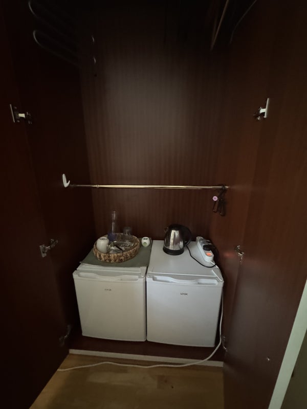 Room Canal Walk in Greater London