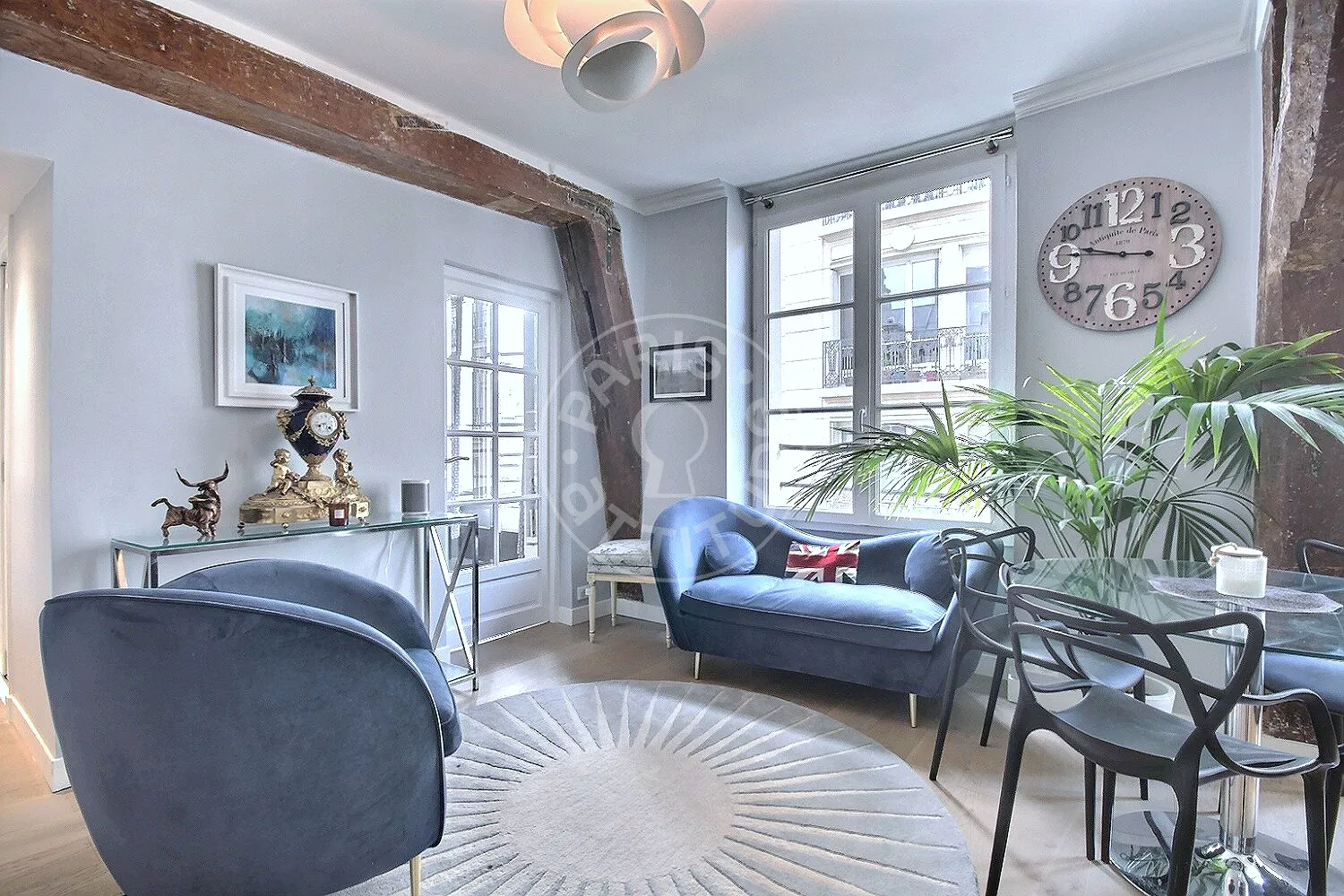 Appartement Rue des Tournelles à Paris