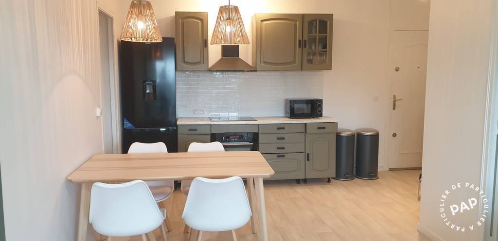 Room Boulevard du Port in Cergy