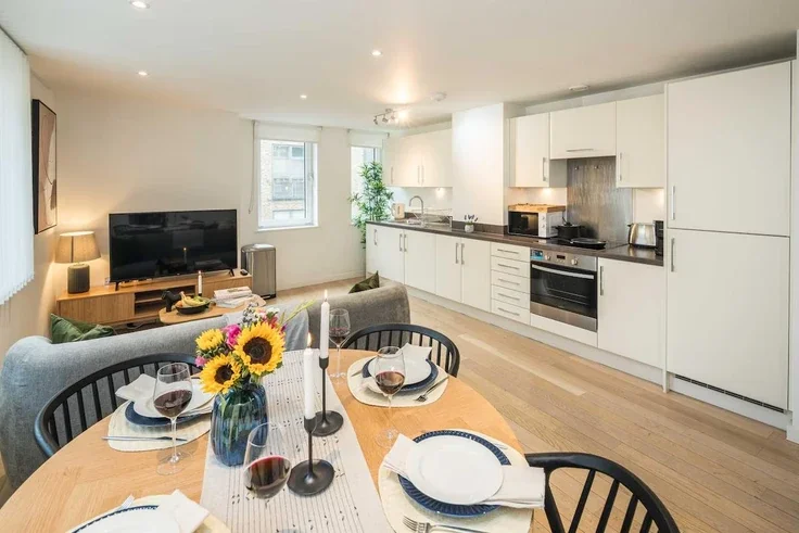 Flat Cayton Street in Greater London