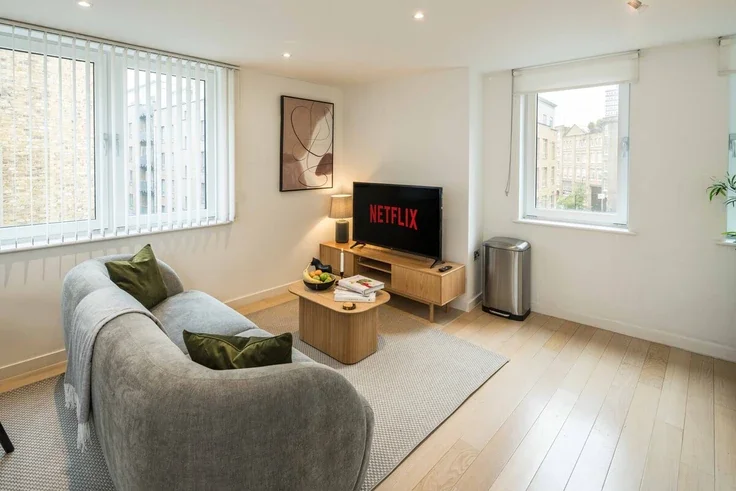 Flat Cayton Street in Greater London