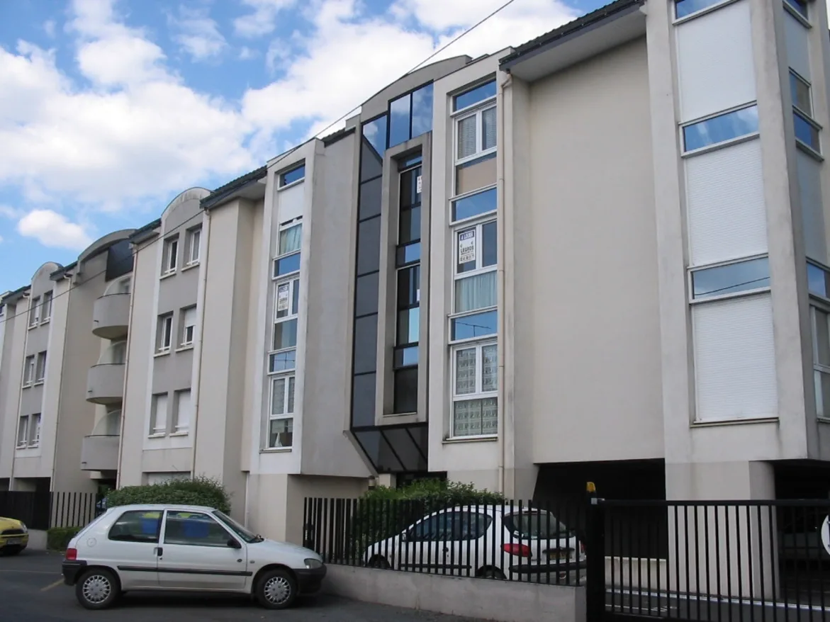Flat Rue du Haut Pressoir in Angers
