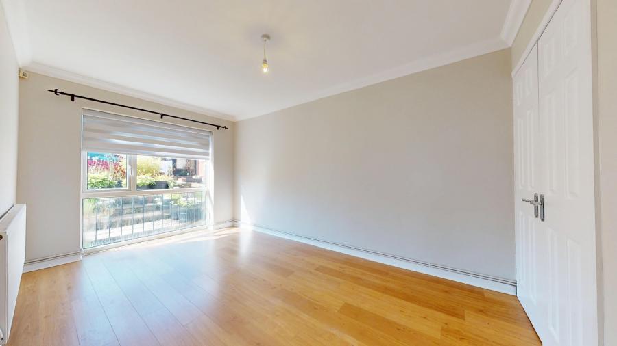 Flat Northcliffe Drive in Penarth