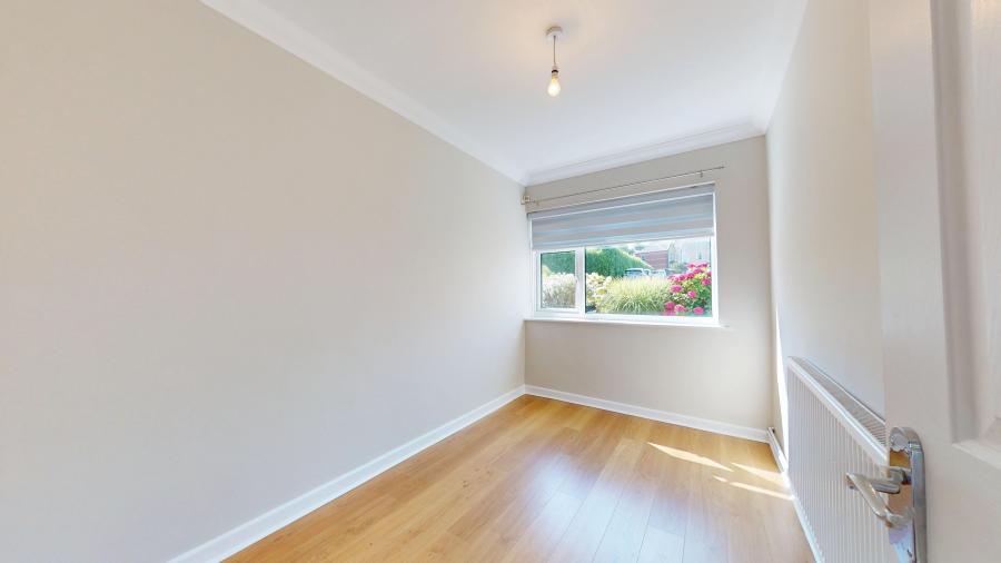 Flat Northcliffe Drive in Penarth