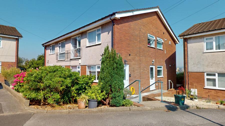 Flat Northcliffe Drive in Penarth