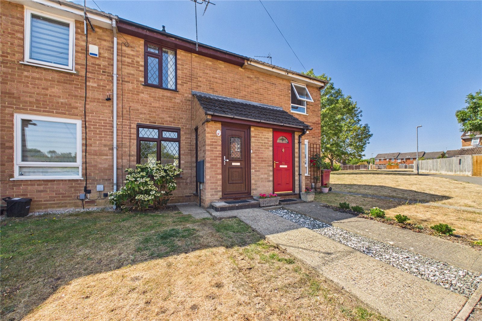 House Wedgewood Way in Reading