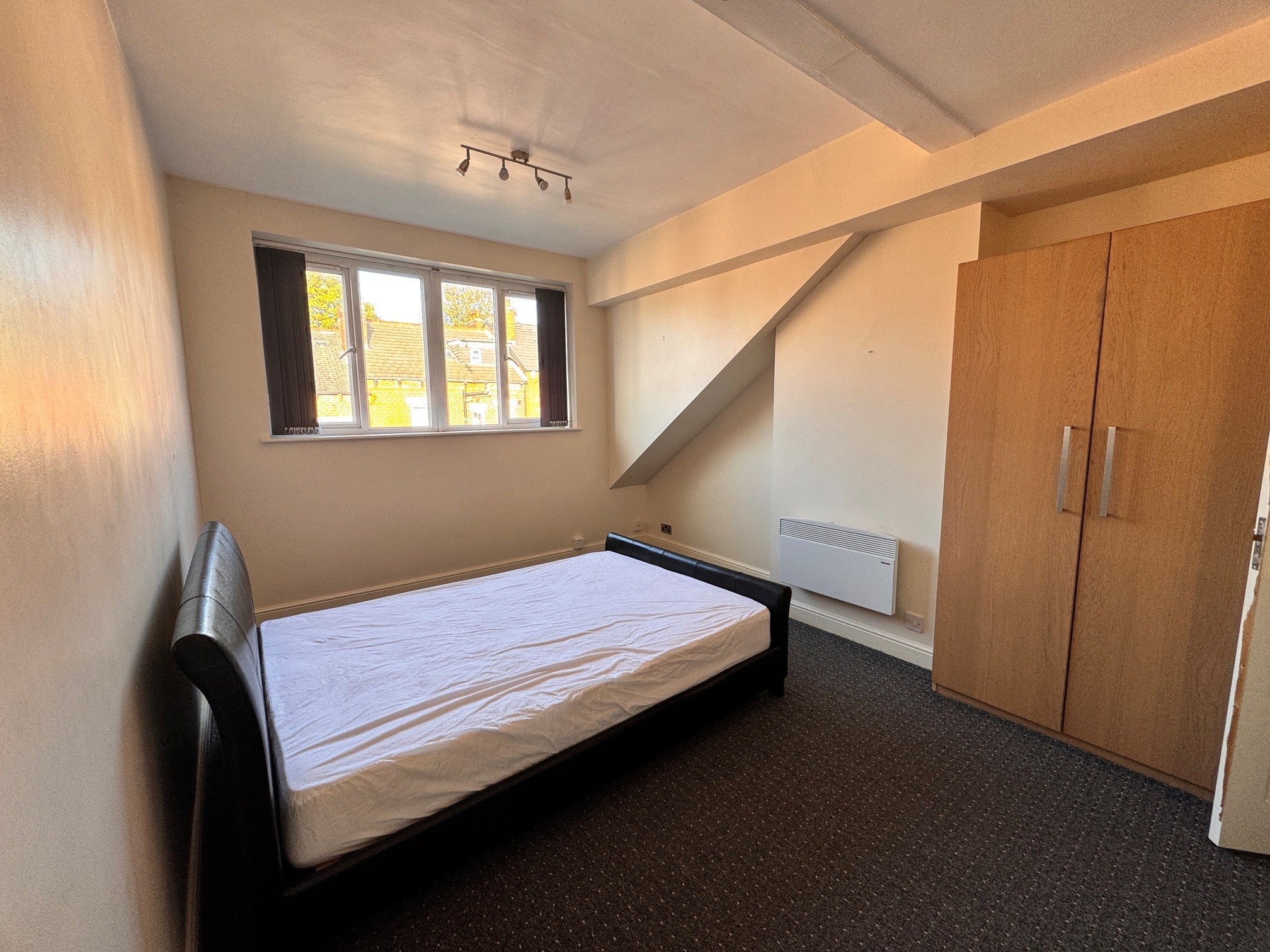 Flat Roundhay View in Leeds