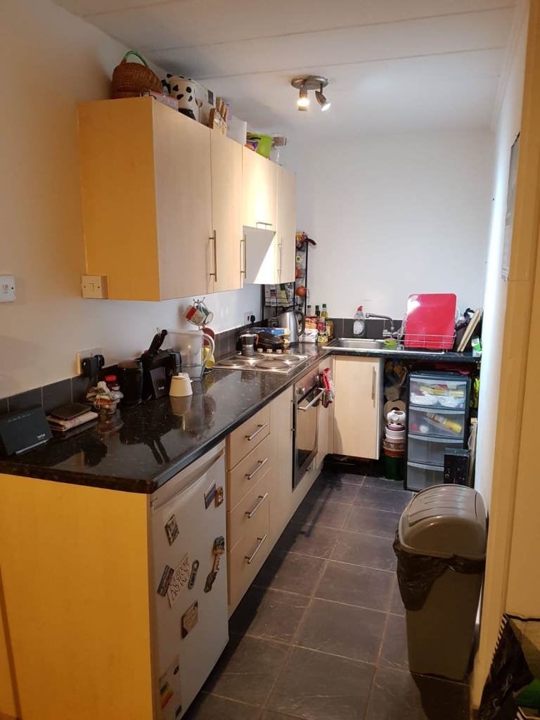 Flat Brooks Mews in Aylesbury