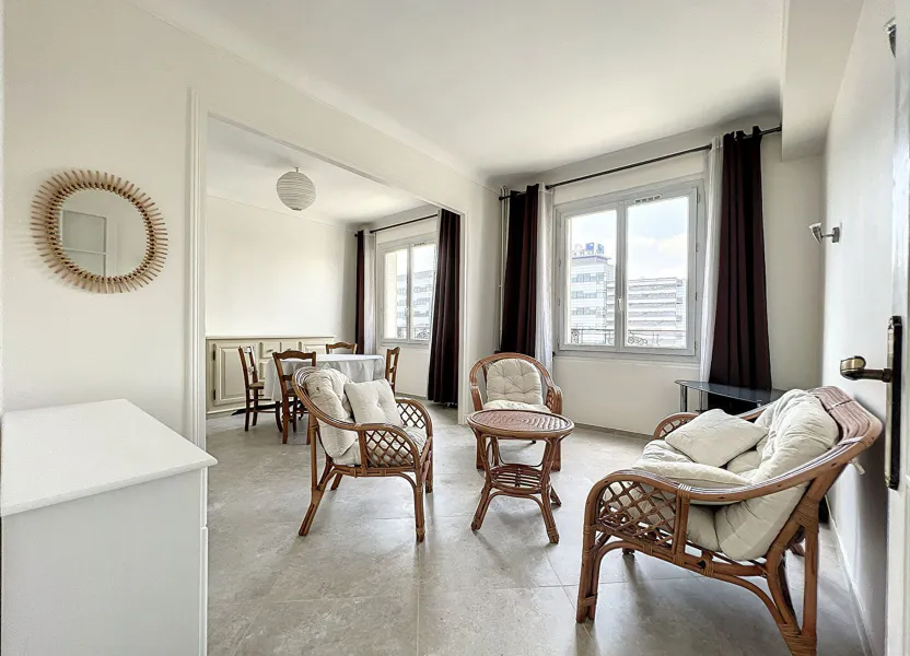 Flat Rue des Réservoirs in Joinville-le-Pont
