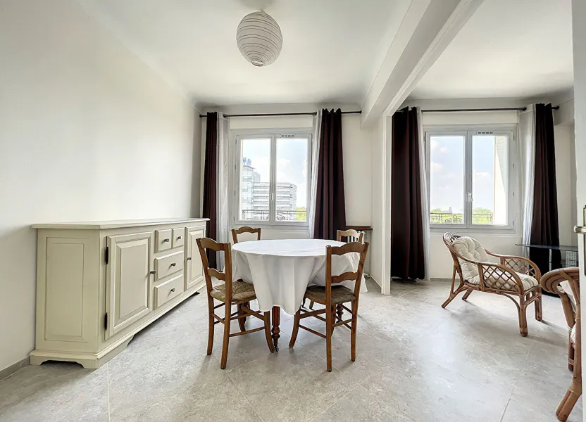 Flat Rue des Réservoirs in Joinville-le-Pont