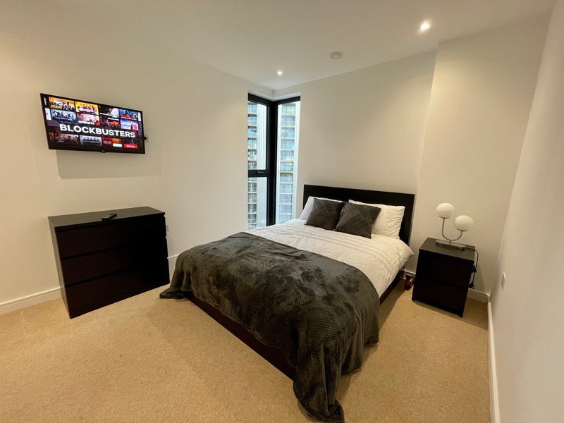 Flat Woolwich High Street in Greater London