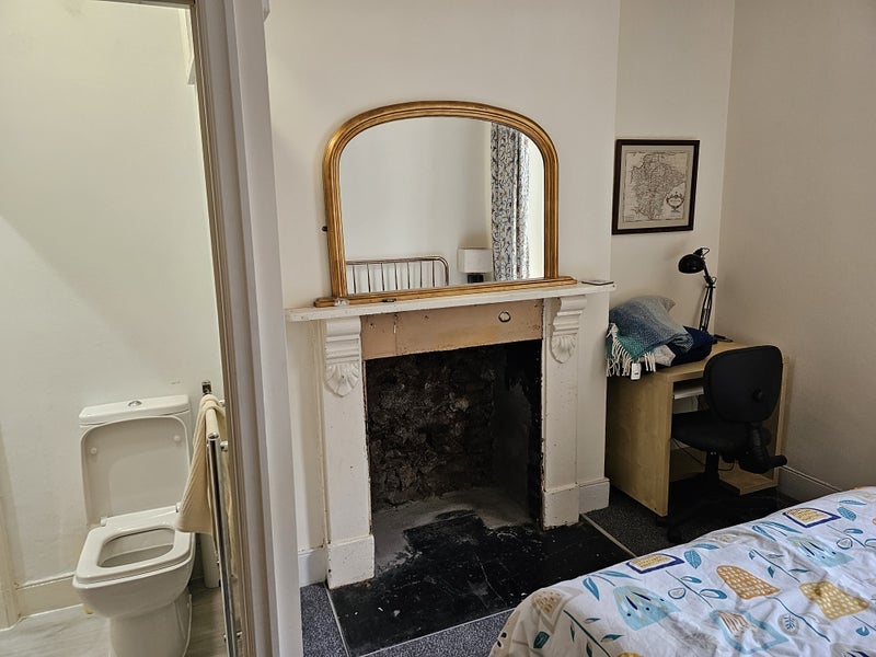 Room Ambra Vale East in Bristol