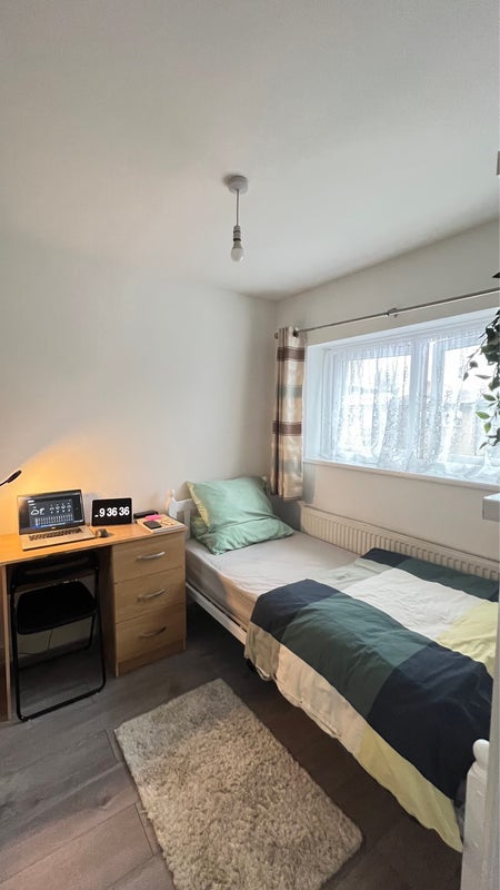 Room Shandy Street in Greater London
