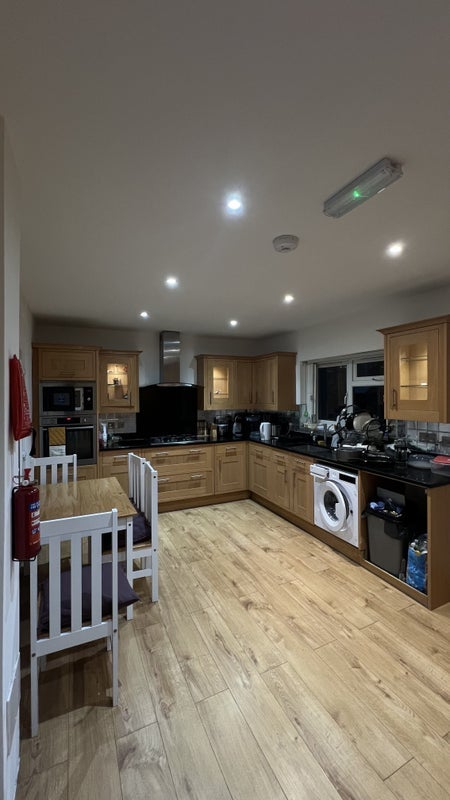 Room Shandy Street in Greater London